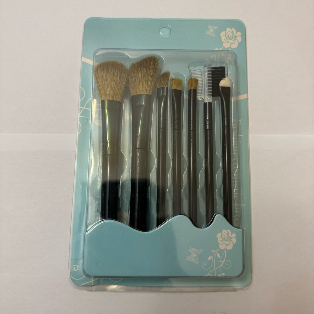 5/$25! 7 Pieces Makeup Brush Set